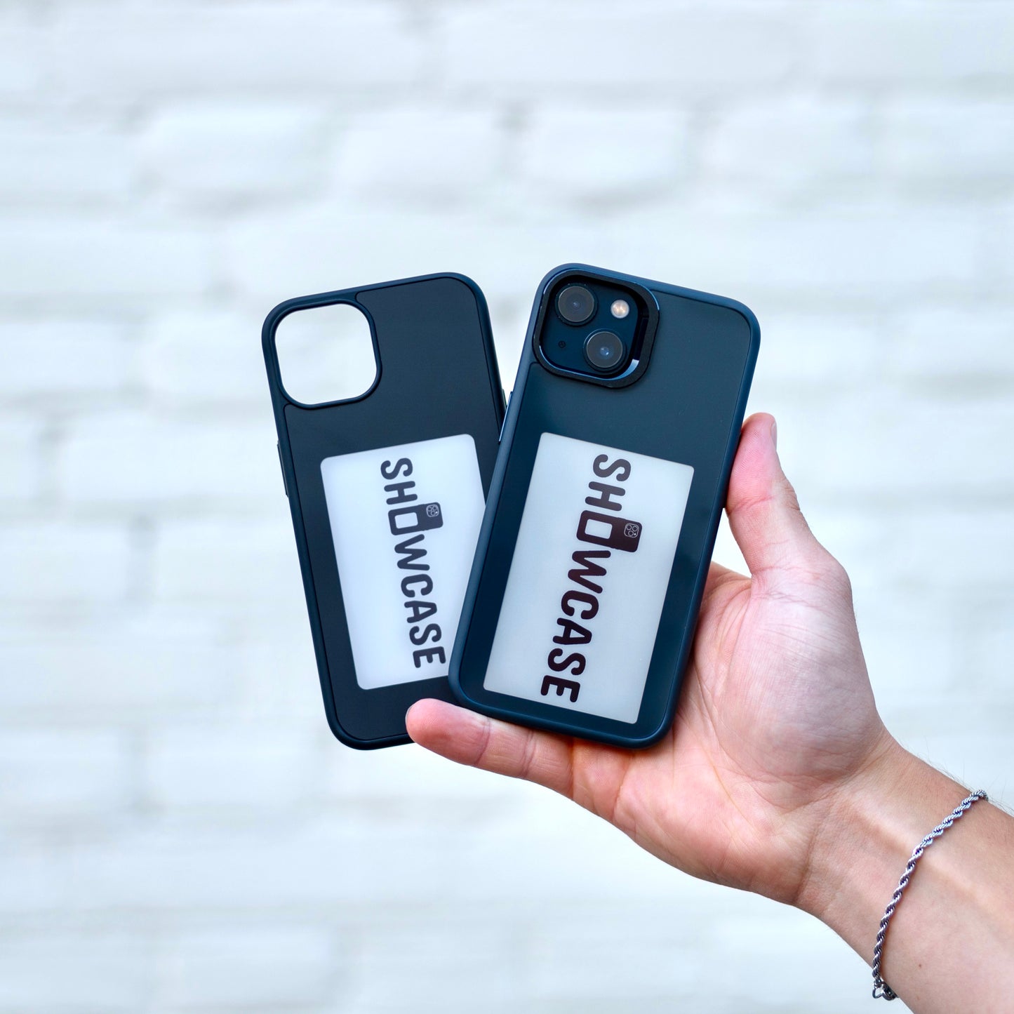 SHOWCASE 4 kleuren + Gratis Screenprotector (t.w.v. €15)
